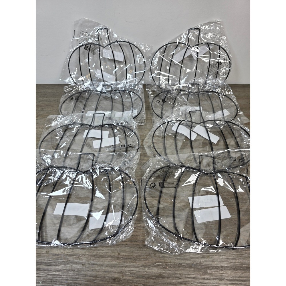 Lot of 8 Pumpkin Metal Wire Wreath Frames DIY Fall Halloween Thanksgiving NWT